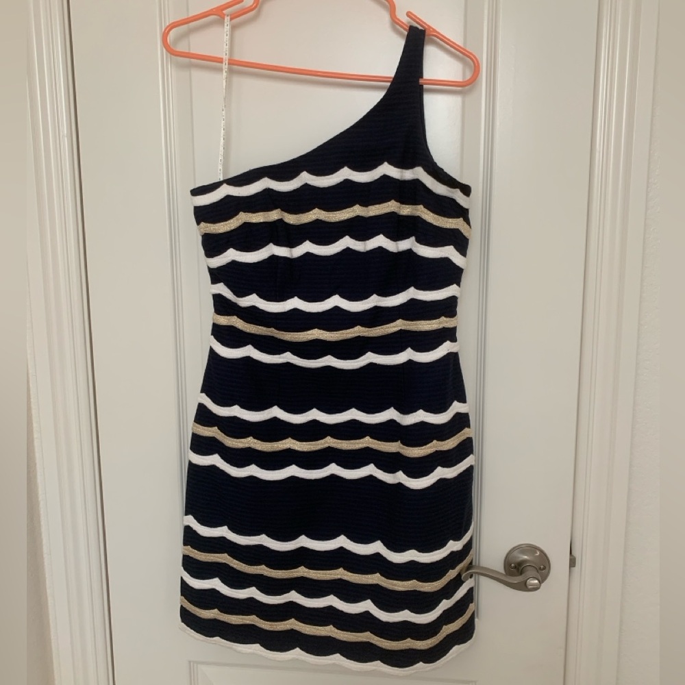 Lilly Pulitzer One-Shoulder Scallop Striped Cotton Dress • Size 4 • Pre-Owned